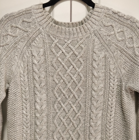 Cotton Cable Knit Sweater - Picture 3 of 8